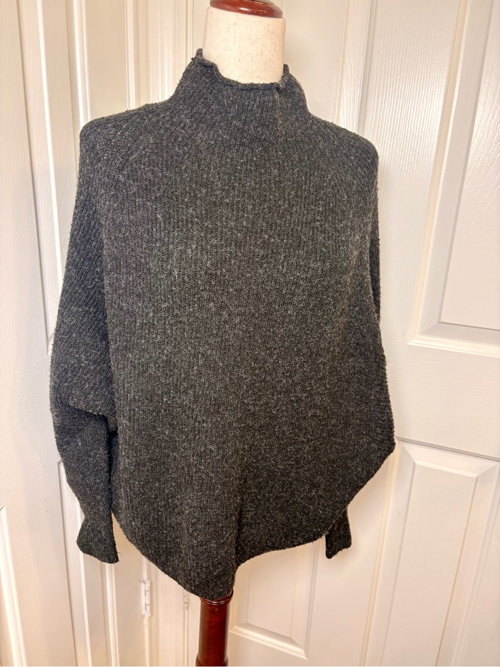 Lou & Grey for LOFT Charcoal Dolman Turtleneck Sweater Minimalist Knit XS